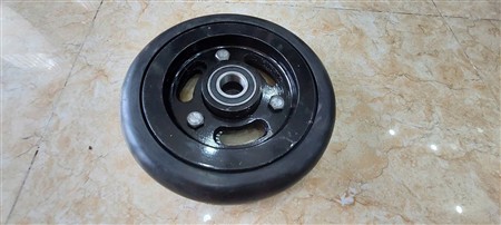 Bánh xe cao su cổ hút xe quét đường isuzu, dongfeng