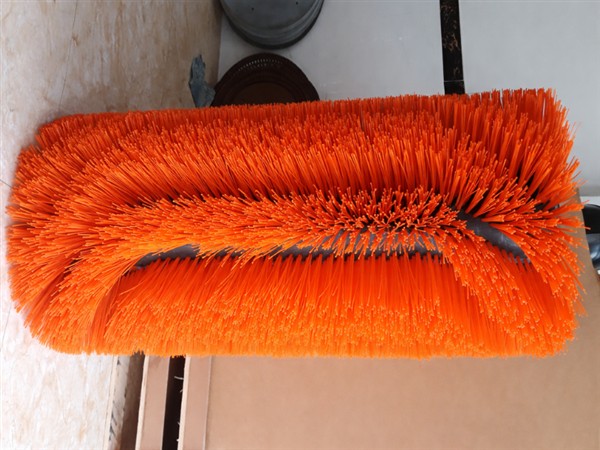 Chổi chính xe quét đường Tennant Sentinel