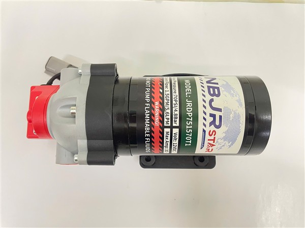 Máy bơm nước áp lực dùng cho xe quét đường isuzu, dongfeng