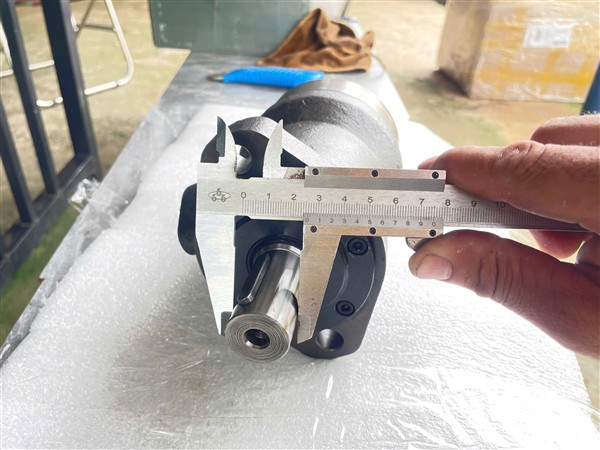 Mô tơ thuỷ lực dùng cho xe quét đường isuzu, dongfeng