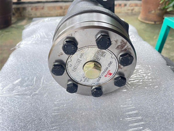 Mô tơ thuỷ lực dùng cho xe quét đường isuzu, dongfeng