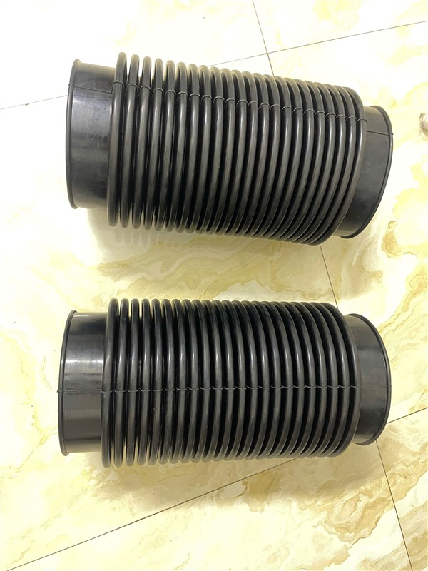 Ống hút bụi bằng cao su dùng cho xe quét đường isuzu, dongfeng đường kính 200mm, chiều dài 700mm