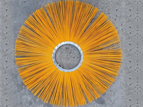 Vòng chổi xe quét đường Bobcat