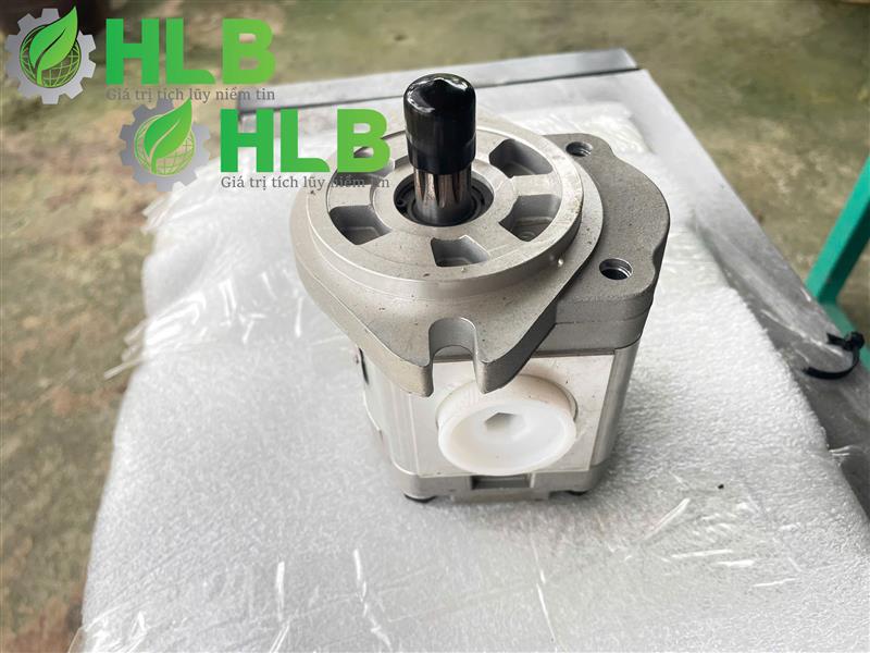 Bơm thuỷ lực dùng cho xe quét đường isuzu, dongfeng